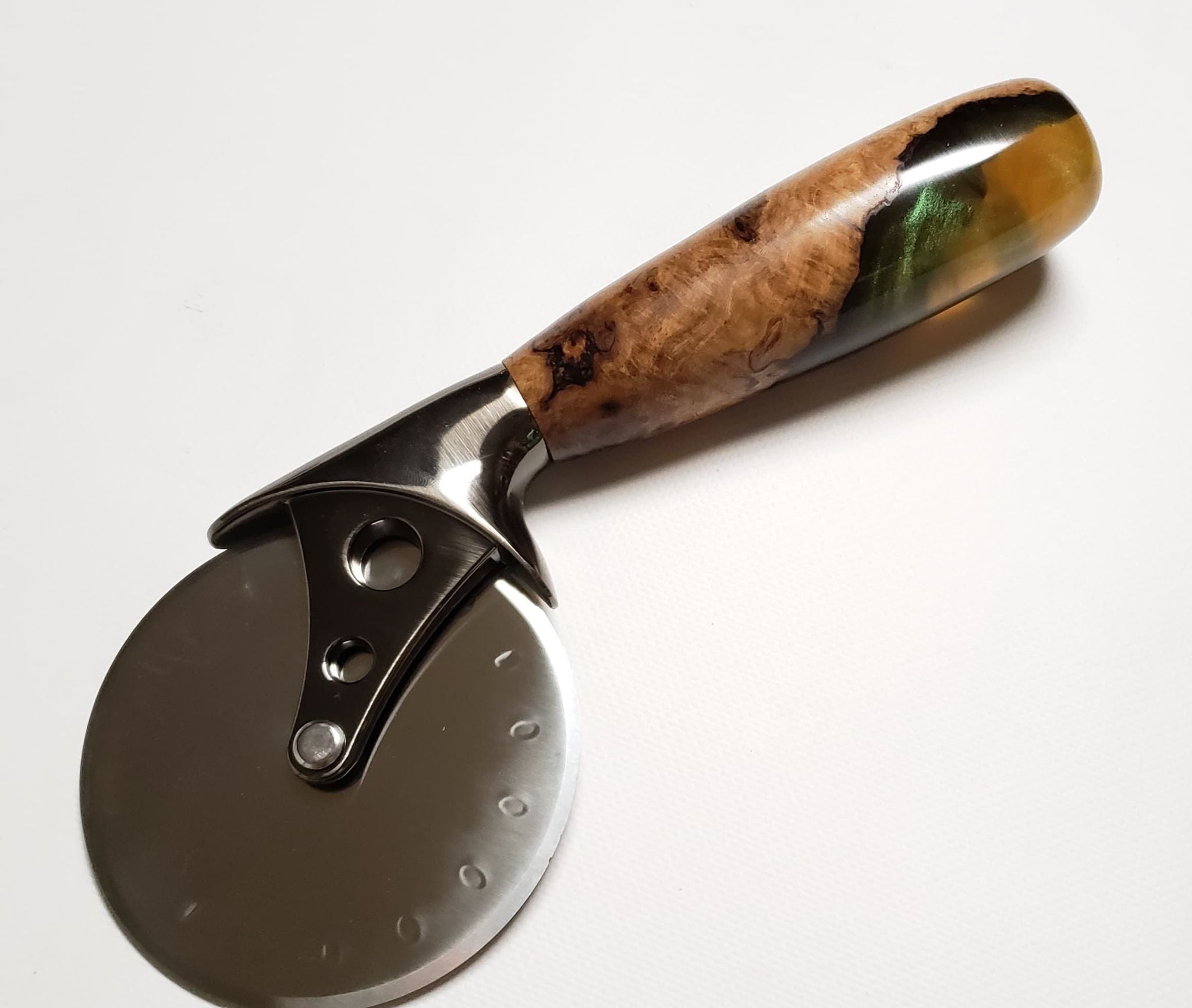 Epoxy Resin Pizza Cutter – Midwest Woodturners